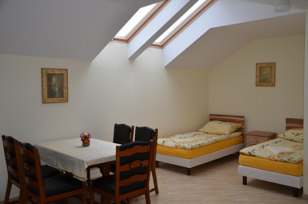 Gosciniec Podkowa Włodawa Quarto foto
